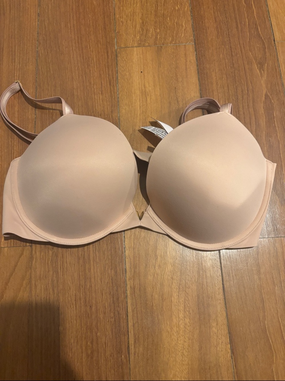 Victoria Secret love cloud smooth Push-Up Plunge Bra- Nude 3D - Picture 3 of 4